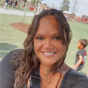 Meet your Posher, Jasmine